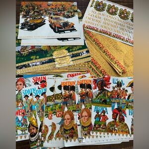 Vintage Canadian Club Whiskey Holiday Gift Box Wrapping Paper 1970’s Colorful